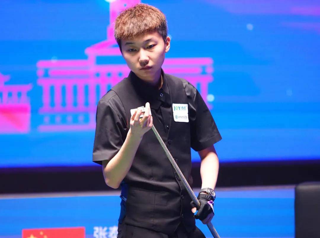 雄鹿不仅靠 雄鹿不仅靠